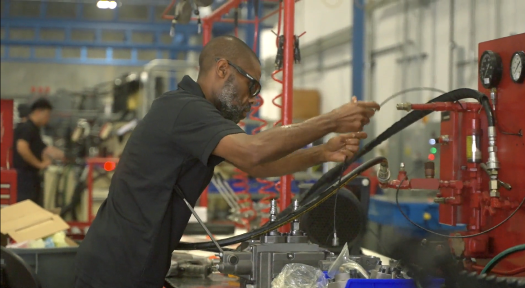 Hydraquip specializes in preventive hydraulic maintenance services.